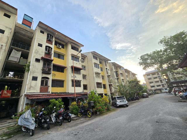 Flat PKNS Seksyen 24 Shah Alam 1