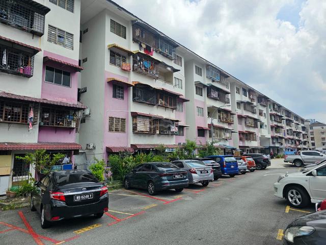Flat Pandan Indah 1