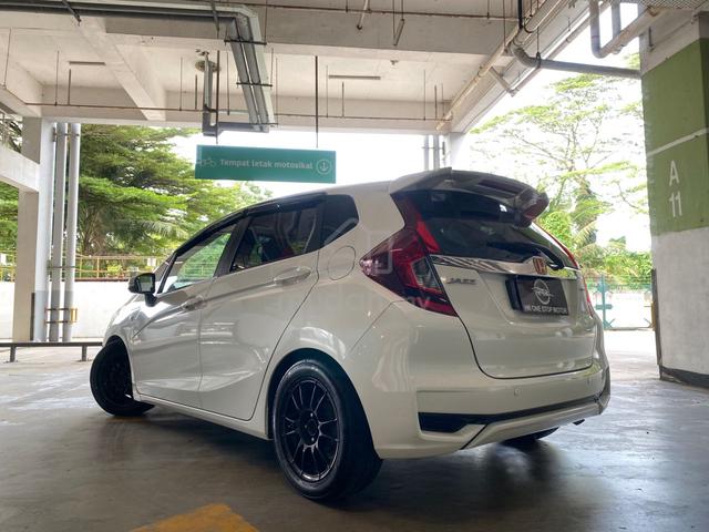 2018 Honda JAZZ 1.5 HYBRID (A)GK5 FULLOAN 2CLUTCH - 4