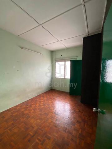 Teres 2 Tingkat DI Taman Ampang, Ipoh Murah! 1