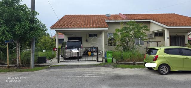 Nego โ
SemiD Endlot ๐กโจ di Perumahan Makmur Penor Utara Jaya 1