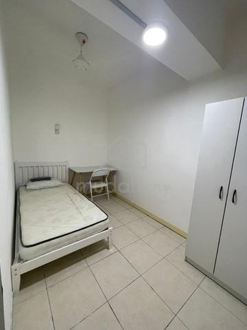 Cova Villa Condo Kota Damansara Male Small Fan Room F/F Near MRT 1