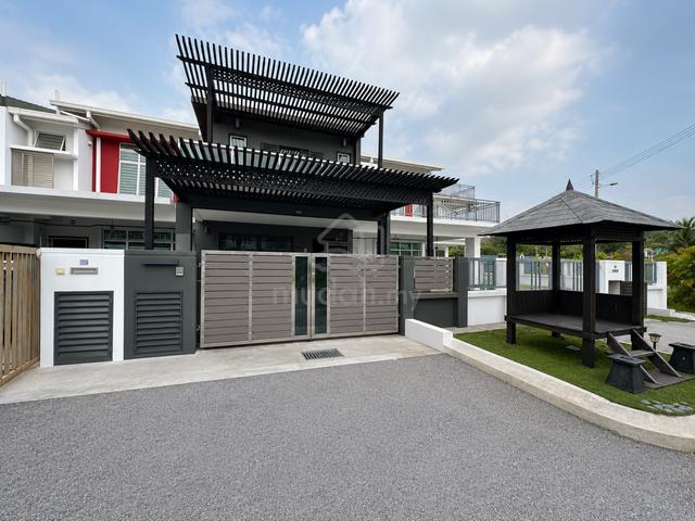 Bandar Hillpark, Puncak Alam Type Maple Double Storey 1