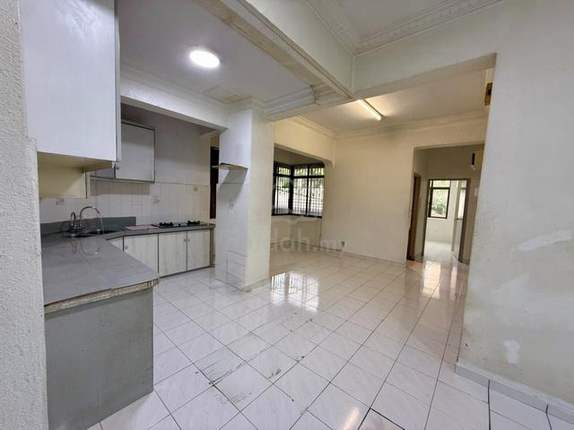 Dumbar Villa Apartment 1