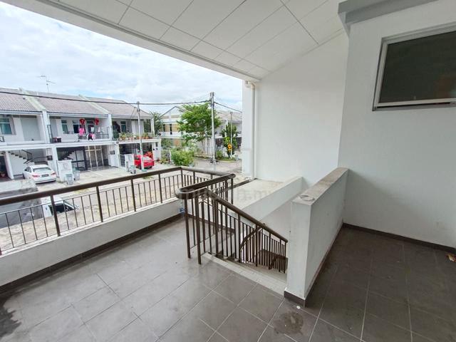 Bandar Cemerlang Town House  1st Floor 1