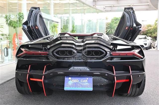 2024 Lamborghini REVUELTO 6.5 V12 - 4