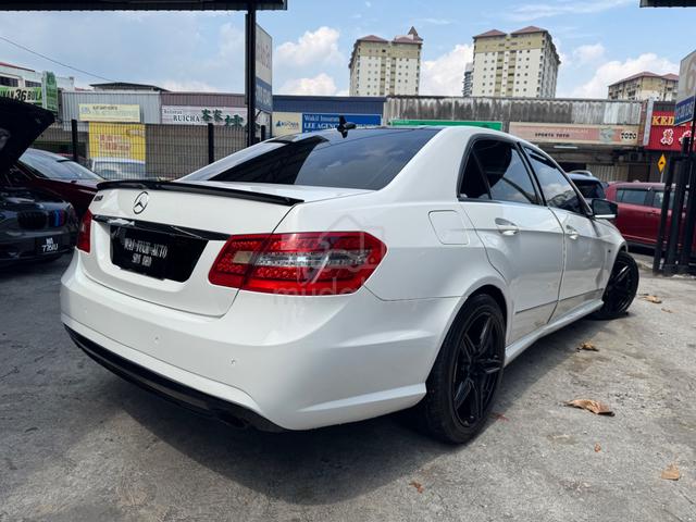 Mercedes Benz E250 1.8 CGI BlueEFCY AMG Sunroof PS - 4