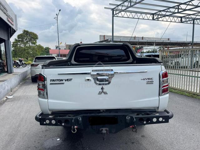 2017 Mitsubishi TRITON 2.4 VGT ADVENTURE Full Loan - 4