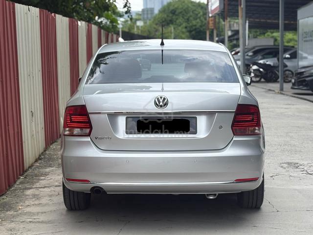 2017 Volkswagen VENTO 1.6 COMFORTLINE (A) Warranty - 3