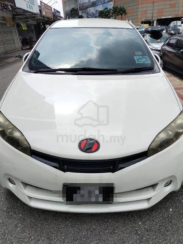 2013 Toyota WISH 1.8 G ZGE20G FACELIFT (A) - 1