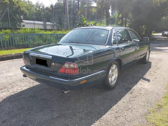 1999 Jaguar DAIMLER (X300) 4.0 i V8 (A) LWB - 4