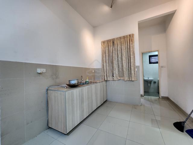 Bandar Seri Coalfields - Senna with 3 airconds, curtain, light Cabinet 1