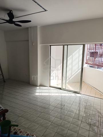 Sri Impian Apartment (Larkin Perdana) 1