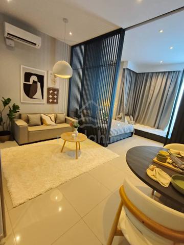 Parc Regency 1