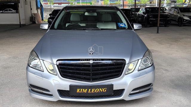 2011 Mercedes Benz E250 CGI 1.8 SUNROOF / 7 SPEED - 4