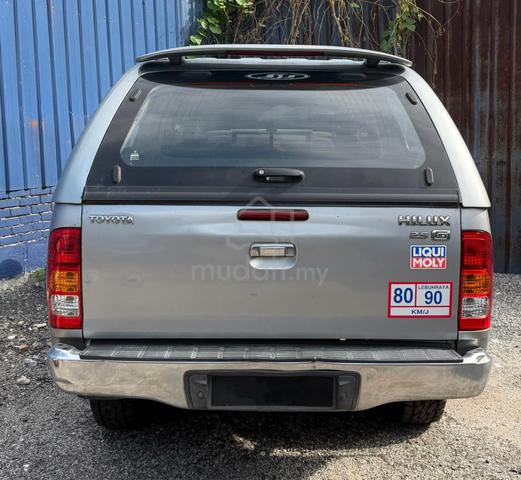 2010 Toyota HILUX 2.5 G FACELIFT (A) NO OFF ROAD - 2