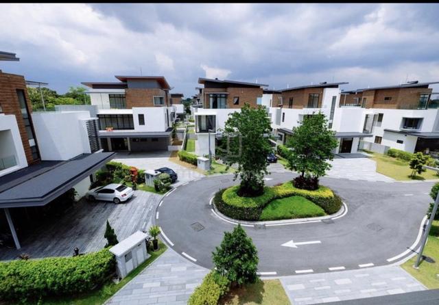 5,000 sqft Semi-D @ Long Branch | Good Deal | Below Market Value 1