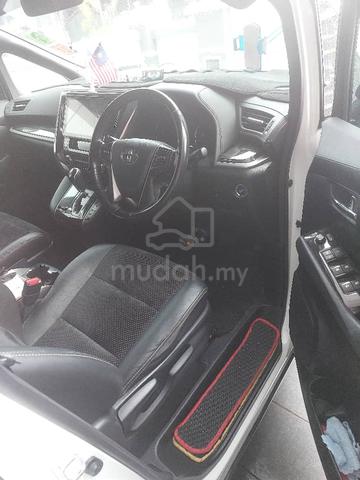 2016 Toyota VELLFIRE 2.5 Z GOLDEN EYES AGH30R (A) - 3