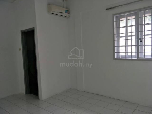 [Hot Unit ✅] Taman Wangsa Permai Aman Puri Townhouse Kepong For Rent 2