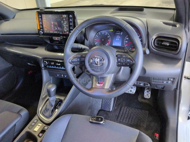 Toyota GR YARIS 1.5 RS - 5