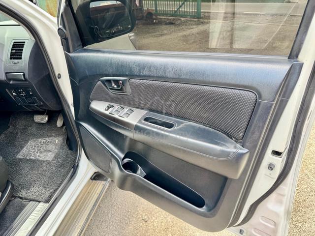 2014 Toyota HILUX 2.5 G VNT (A) - 5