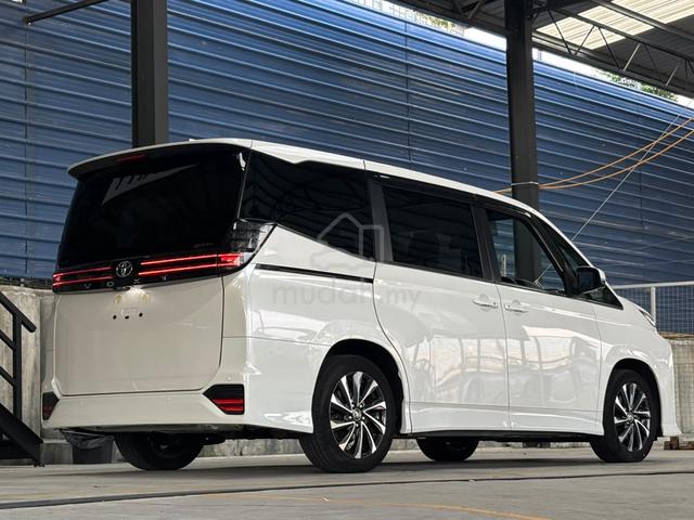 2022 Toyota Voxy 2.0 S-Z - 4