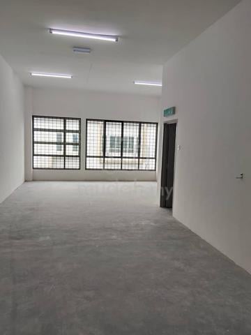 Shoplot Office at Taman Bestari Canary Klang for Rent 1
