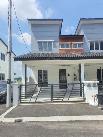 FOR RENT: Double Storey Terraced End Lot (for STUDENTS & FAMILY) 1