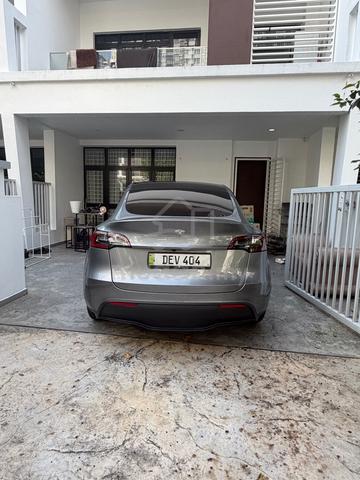 2025 Tesla MODEL Y 0.0 RWD MY23 (A) - 4