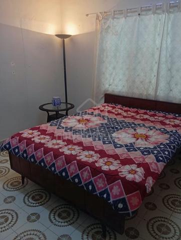ALL IN!!! Queen Size Bed in Kuantan Garden | Old KPJ | Bilik Sewa 1