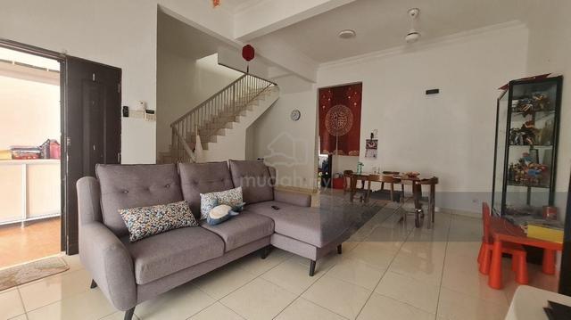 High Ceilin 2 Story Prima Tropika Alam Putra Guard Gated, Equine MRT 1