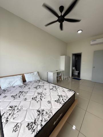 【Walk 5 min to LRT SRI PETALING LINE】 | Room For Rent (Near APU/IMU) 1