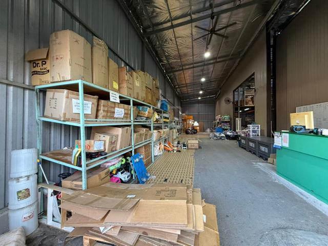 KKIP | Semi D Warehouse | for sale 1