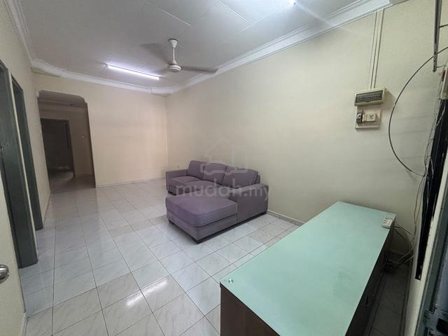 Johor Jaya Single Storey House 3Bed 2Bath Partial Furnished@ Ros Merah 1