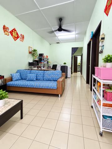 Johor Jaya Jalan Teratai Single Storey Terrace 22x70 Renovated 1