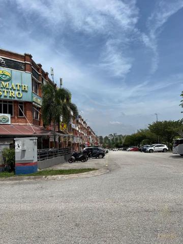 ROI 4.21% Good Investment Alam Budiman Puncak Alam 3 Sty Shoplot 1