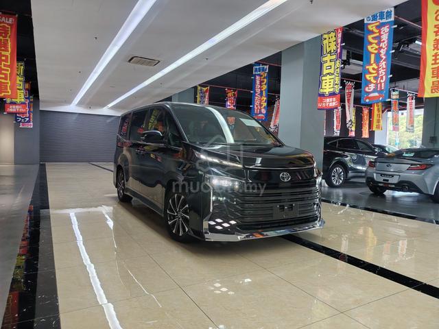 2022 Recon Toyota VOXY 2.0 S-Z P/DR P/BT HUD 360 - 1