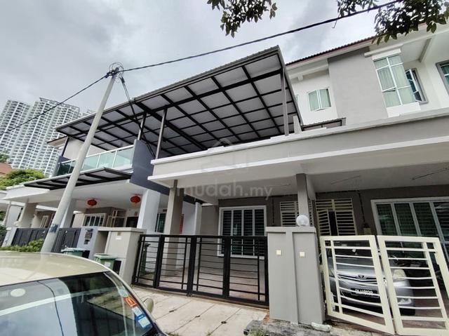 Landed Medium Room , Welcome To View 1