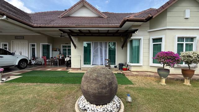 Single Storey Bungalow Jalan Seri Budiman Bandar Mahkota Cheras. 1
