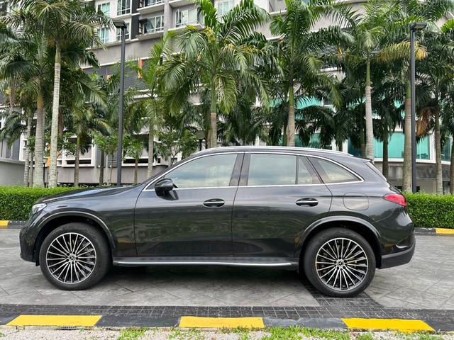 2024 Mercedes Benz GLC350e 2.0 AMG UNDER WARRANTY - 3