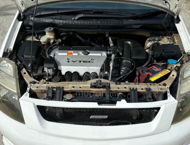 2003 Honda STREAM 2.0 iV (A) - 3