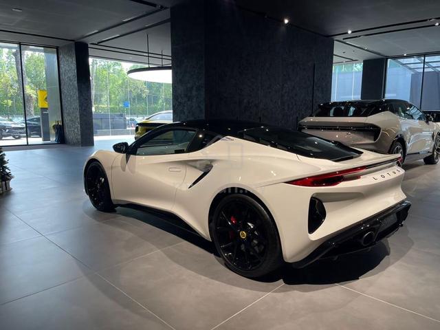 2024 Lotus Emira First Edition 2.0 Turbo (DCT) - 4