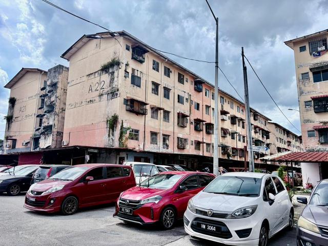 Flat Puchong Permai 1