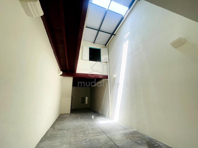 2 Sty Renovated Shophouse GeorgeTown Noordin Kimberley Magazine Rent 1