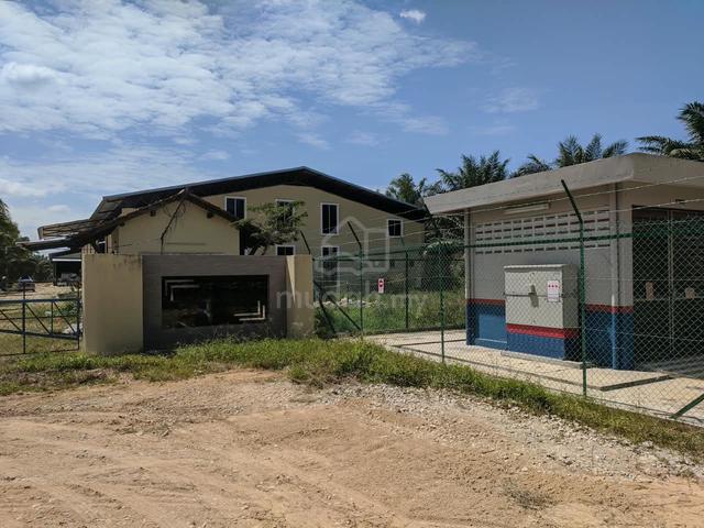 Johor Muar Warehouse / Factory For Rent 1