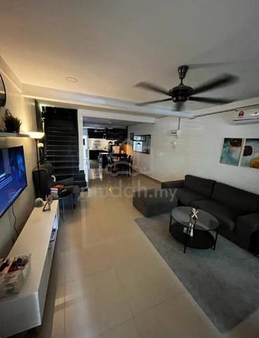 FACING PLAYGROUND‼️ Fully Renovated Taman Permata Ulu Klang 1