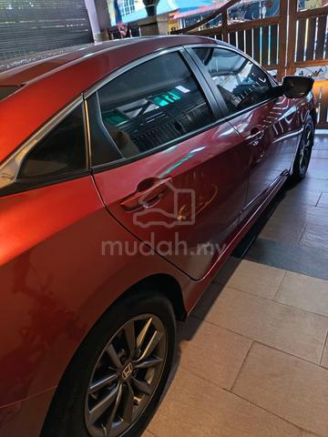 2016 Honda CIVIC 1.8 I-VTEC (A) - 4