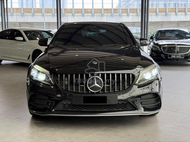 2018 Mercedes Benz C300 2.0 AMG FULL SERVICE 70K - 1