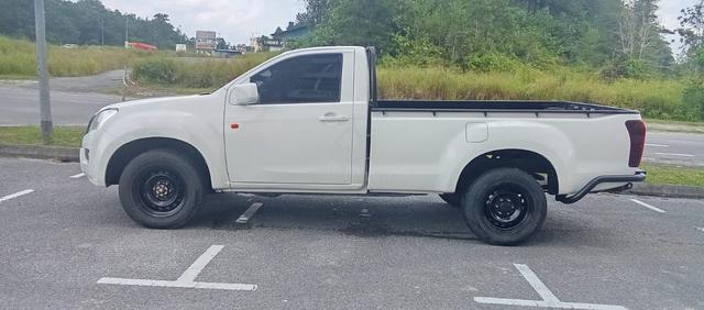 2014 Isuzu D-MAX Single cab 2.5 4X4 manual - 1