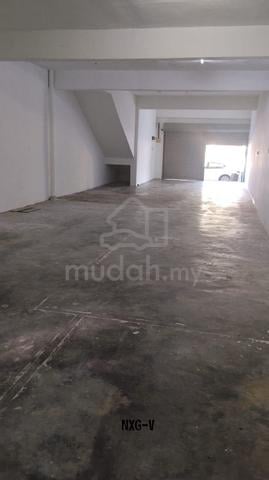 FACING MAINROAD !! 20x80 Jalan Sungai Jati Ground Floor Shoplot Klang 1